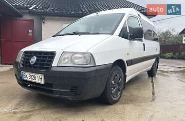 Минивэн Fiat Scudo 2005 в Березному