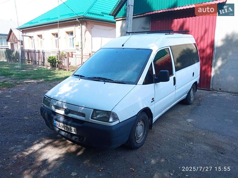 Мінівен Fiat Scudo 2000 в  фото Мінівен Fiat Scudo 2000 в