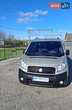 Мінівен Fiat Scudo 2012 в 