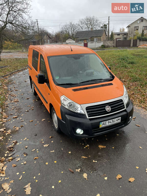 Вантажний фургон Fiat Scudo 2008 в Дубні