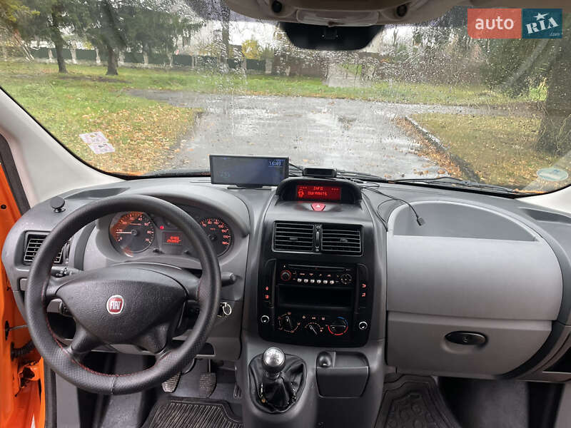 Вантажний фургон Fiat Scudo 2008 в Дубні