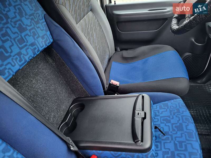Грузовой фургон Fiat Scudo 2004 в Хмельницком фото 90 Грузовой фургон Fiat Scudo 2004 в Хмельницком
