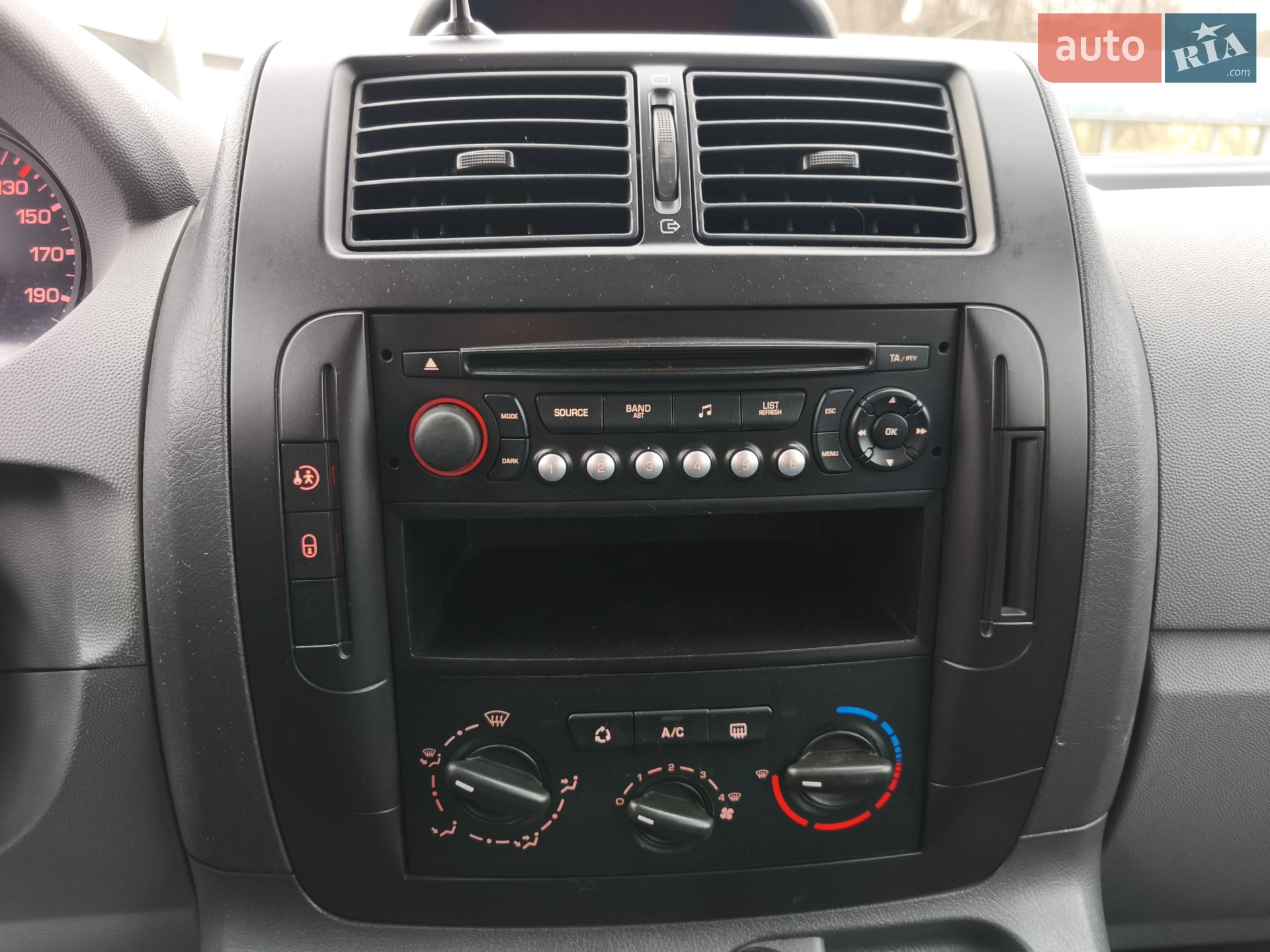 2012 Fiat Scudo - мініатюра 16