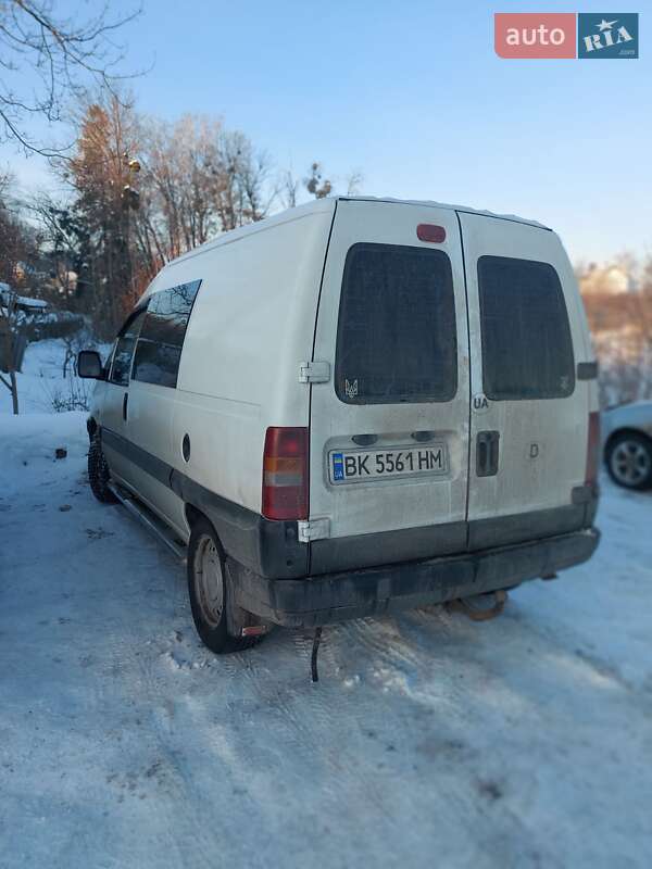 Минивэн Fiat Scudo 2006 в Остроге