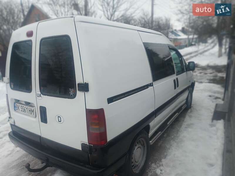 Минивэн Fiat Scudo 2006 в Остроге