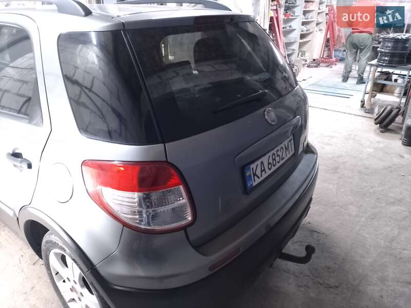 Внедорожник / Кроссовер Fiat Sedici 2009 в Киеве