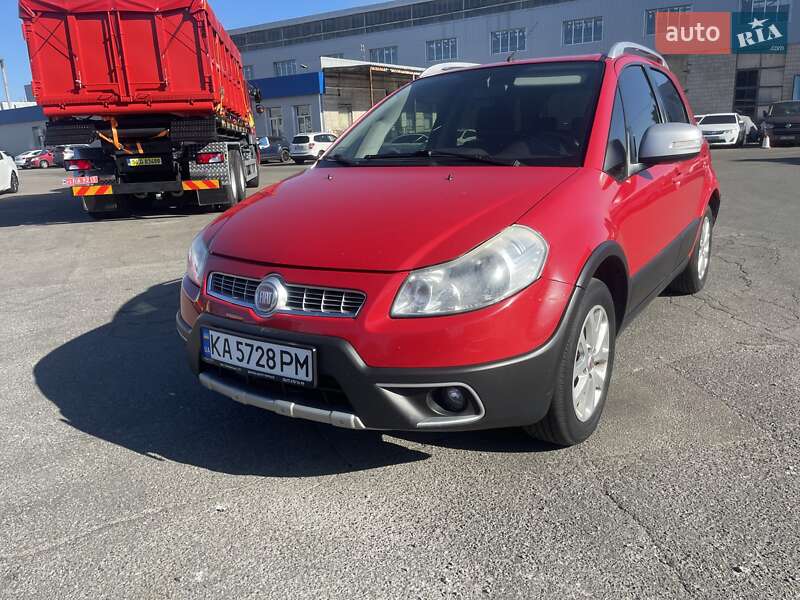 Fiat Sedici 2012