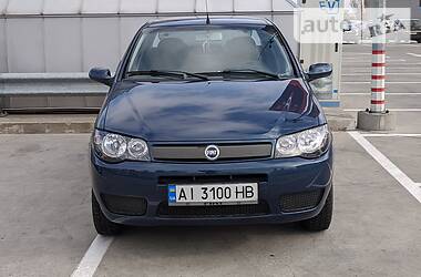 Седан Fiat Siena 2005 в 