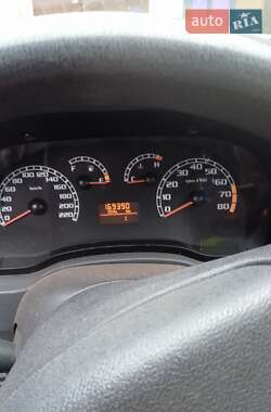 Седан Fiat Siena 2005 в Кременці