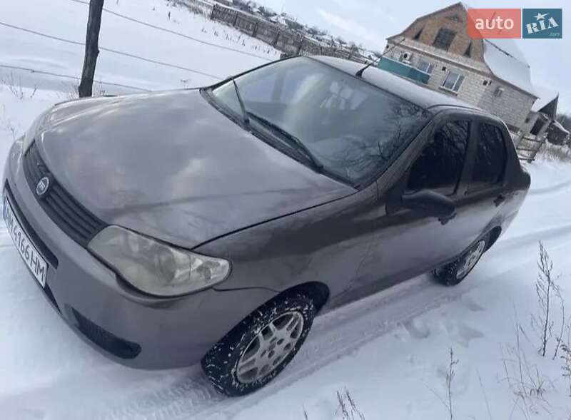 Седан Fiat Siena 2006 в Попільні