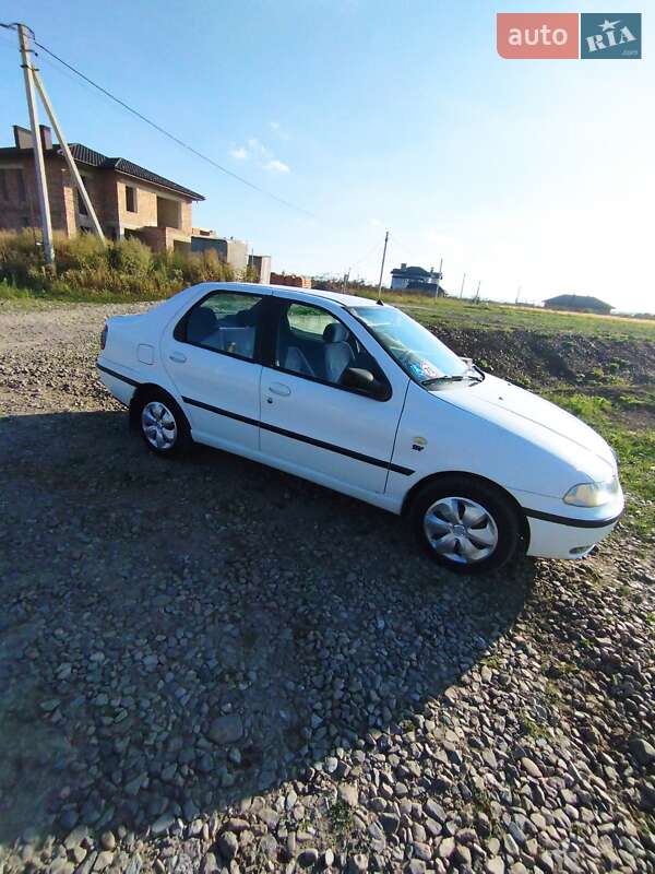 Седан Fiat Siena 1998 в Ивано-Франковске