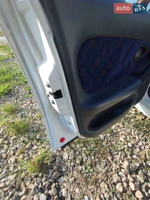 Седан Fiat Siena 1998 в Ивано-Франковске