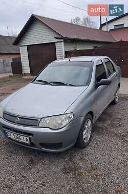 Седан Fiat Siena 2006 в Киеве