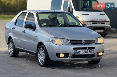 Седан Fiat Siena 2006 в Звягелі