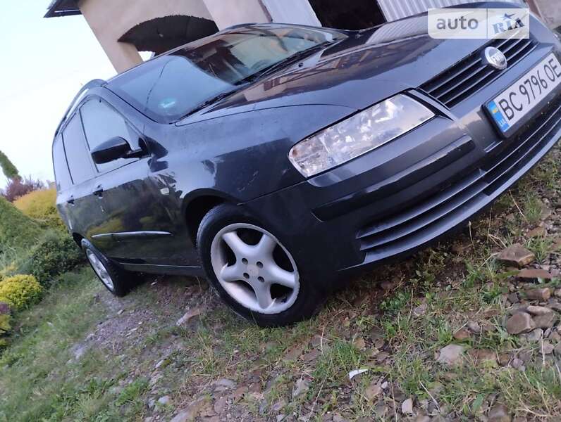 Универсал Fiat Stilo 2006 в Самборе