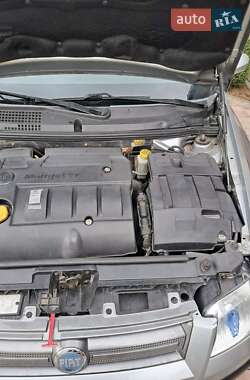 Универсал Fiat Stilo 2006 в Калуше