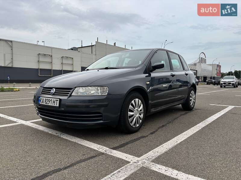 Хэтчбек Fiat Stilo 2003 в Киеве