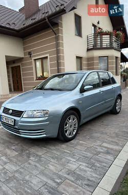 Хэтчбек Fiat Stilo 2004 в Жовкве