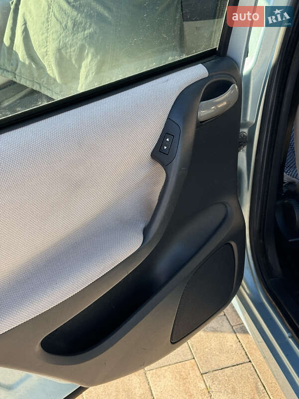 Хэтчбек Fiat Stilo 2004 в Львове фото 11 Хэтчбек Fiat Stilo 2004 в Львове