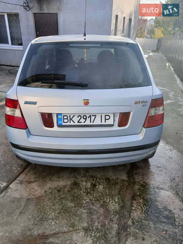 Хетчбек Fiat Stilo 2003 в Рівному