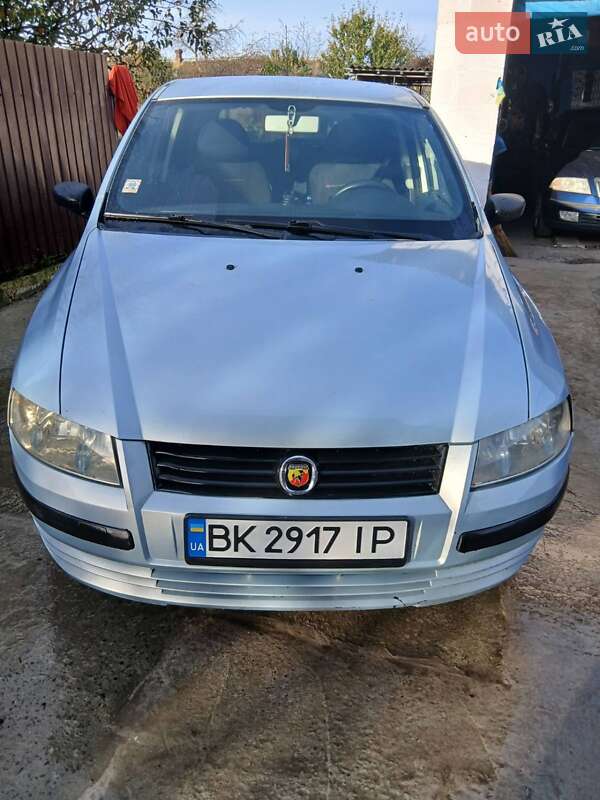 Хетчбек Fiat Stilo 2003 в Рівному