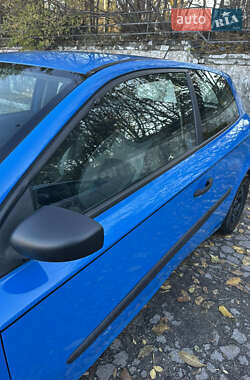 Хэтчбек Fiat Stilo 2003 в Каменском