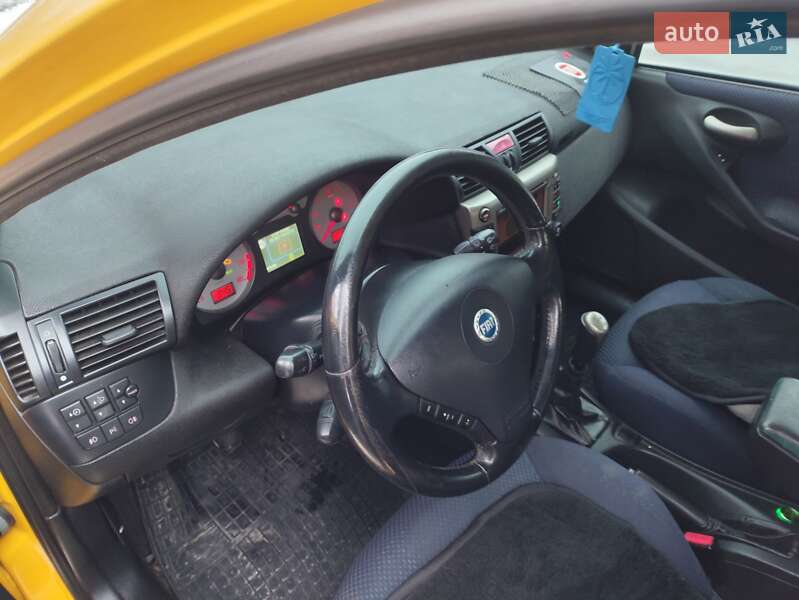 Хэтчбек Fiat Stilo 2002 в Тернополе