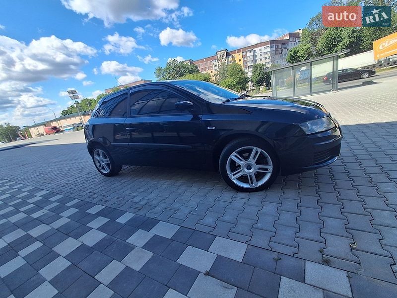 Хэтчбек Fiat Stilo 2002 в Тернополе