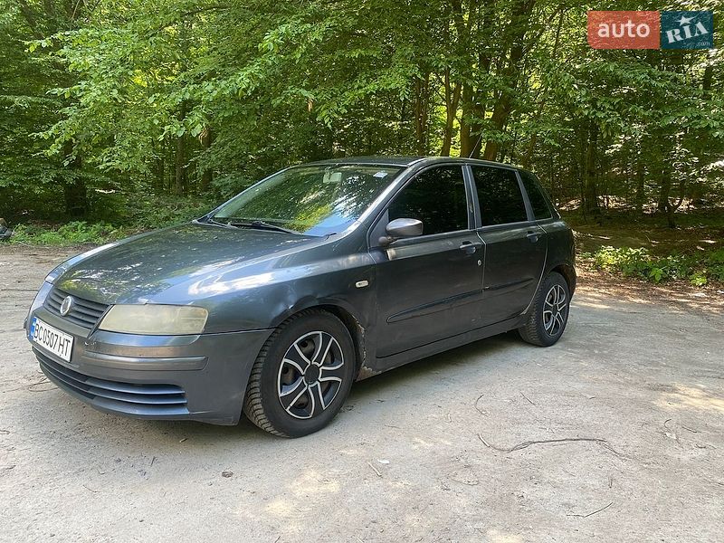 Хэтчбек Fiat Stilo 2004 в Львове фото Хэтчбек Fiat Stilo 2004 в Львове