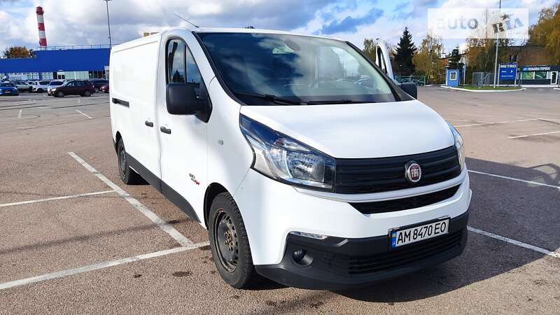 Вантажний фургон Fiat Talento 2017 в Житомирі