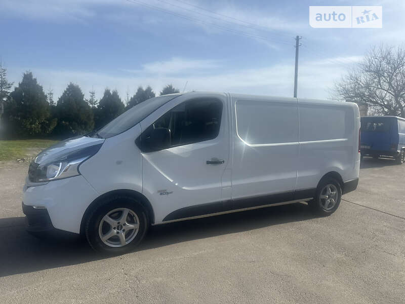 Вантажний фургон Fiat Talento 2018 в Нововолинську