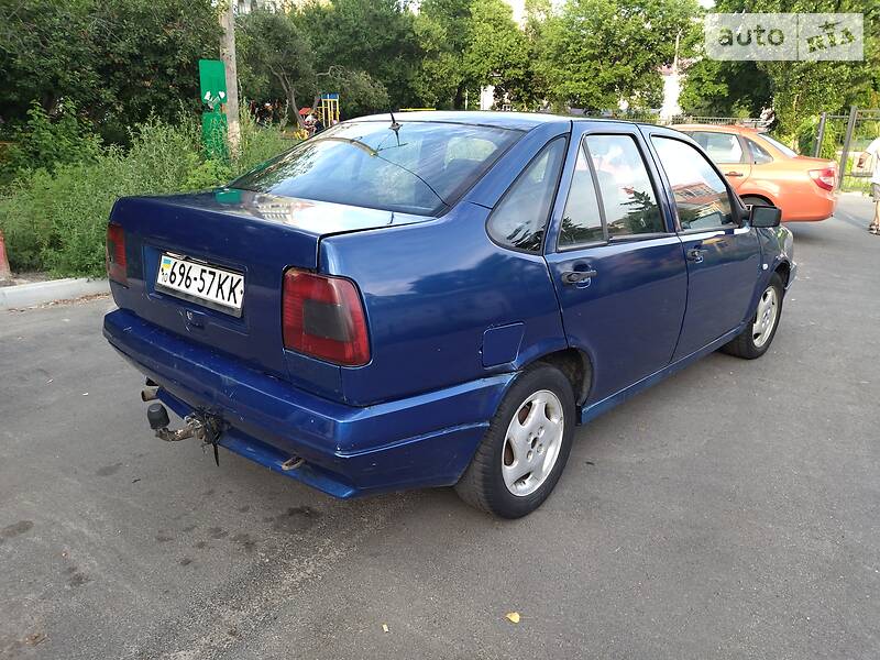 Седан Fiat Tempra 1992 в Вышгороде