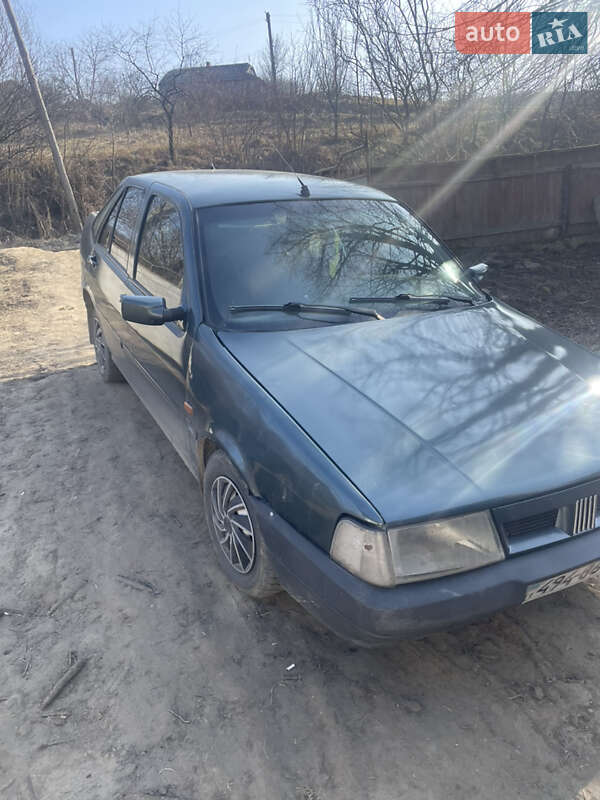 Седан Fiat Tempra 1992 в Чернівцях