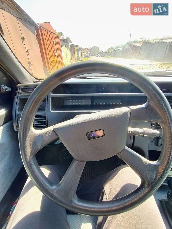 Седан Fiat Tempra 1990 в Львове