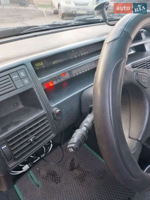 Седан Fiat Tempra 1995 в Изюме