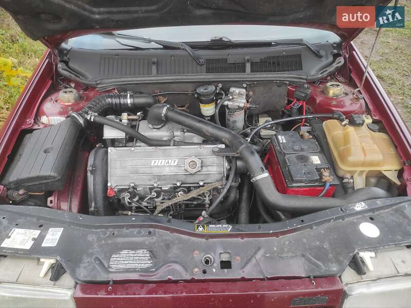 Седан Fiat Tempra 1992 в Любарі