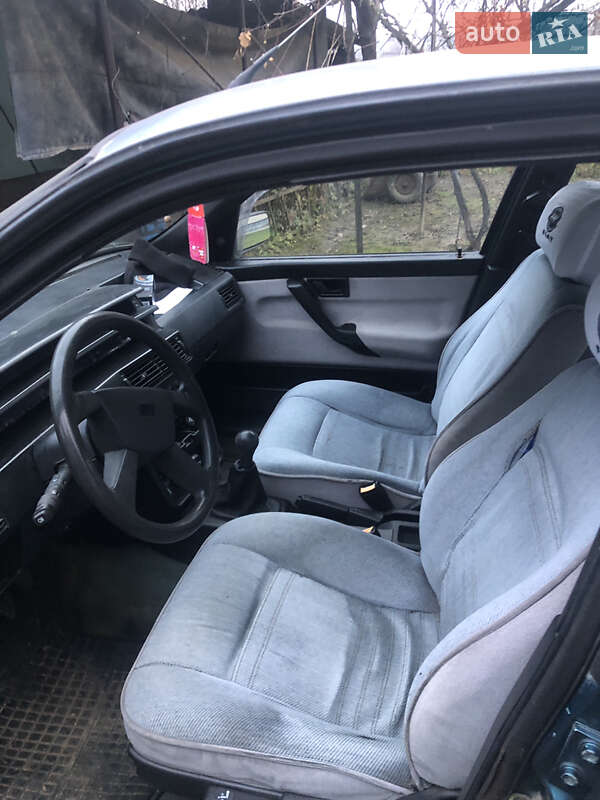 Седан Fiat Tempra 1991 в Косове