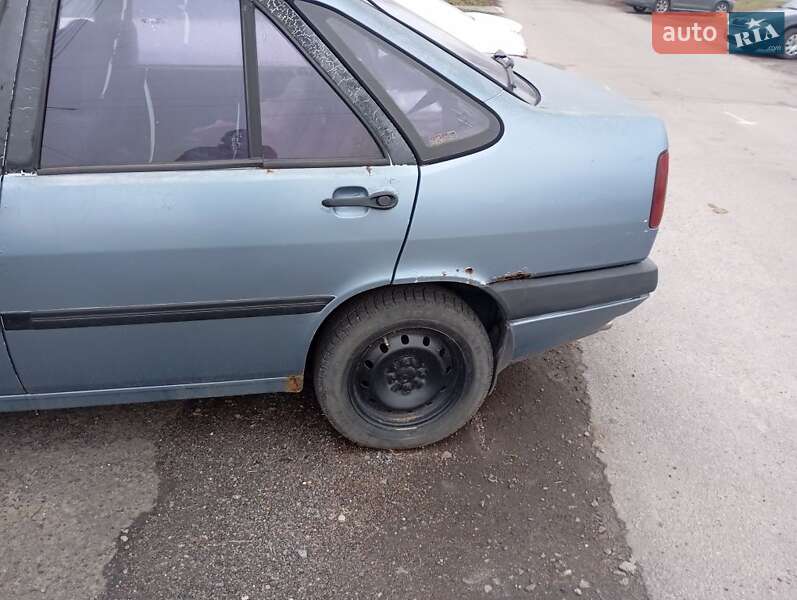 Седан Fiat Tempra 1990 в Лубнах