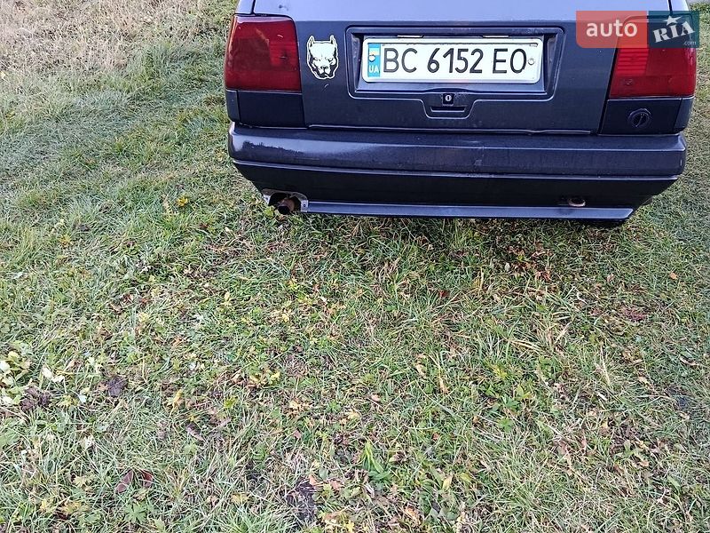 Седан Fiat Tempra 1994 в Львове