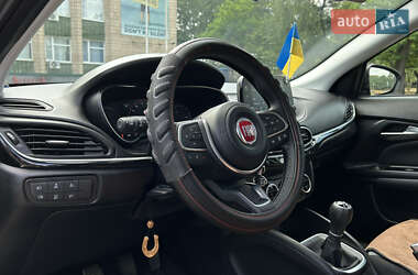 Хэтчбек Fiat Tipo Cross 2020 в 