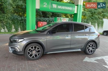 Хэтчбек Fiat Tipo Cross 2020 в Киеве