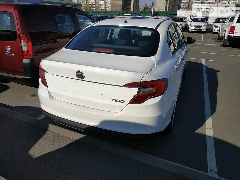 Седан Fiat Tipo 2019 в Києві