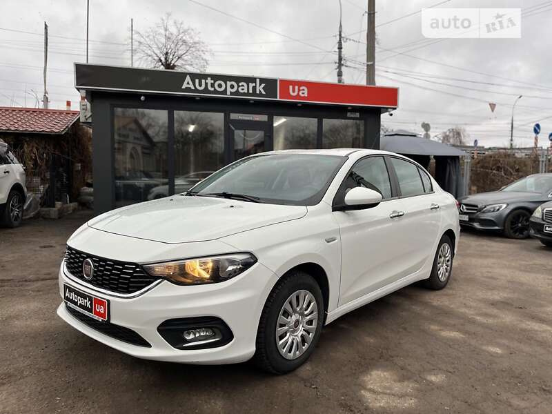 Седан Fiat Tipo 2020 в Виннице