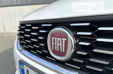 Седан Fiat Tipo 2018 в Ирпене