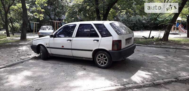 Хетчбек Fiat Tipo 1990 в Запоріжжі