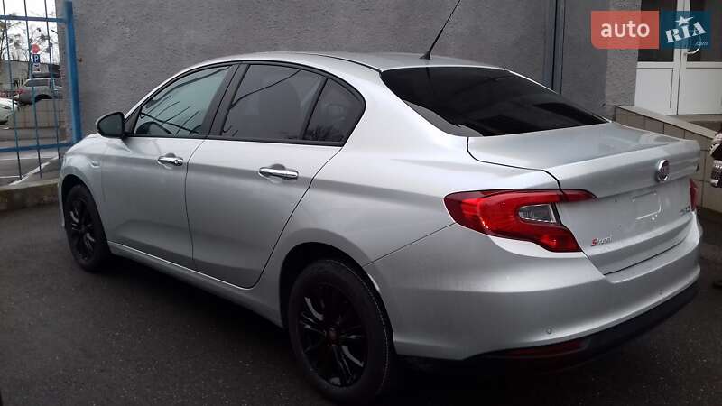 Седан Fiat Tipo 2019 в Києві