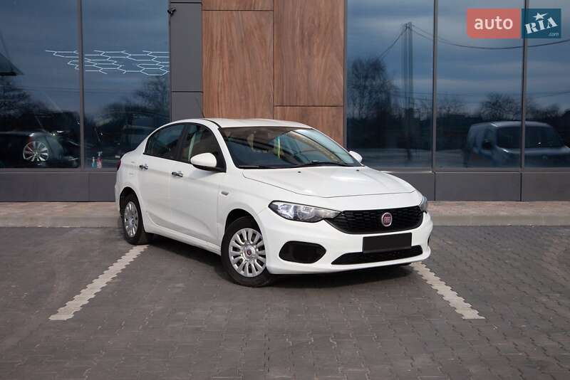Седан Fiat Tipo 2018 в Киеве