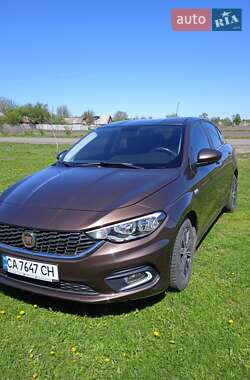 Седан Fiat Tipo 2017 в 