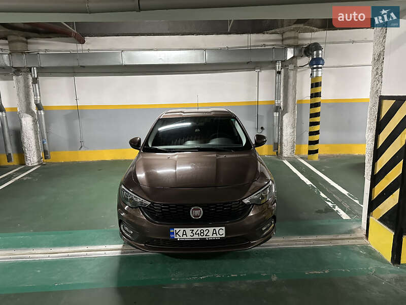 Седан Fiat Tipo 2019 в 