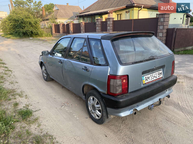 Хэтчбек Fiat Tipo 1989 в Гнивани